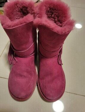 UGG Women's Fuchsia Suede Shearling Fringe Boots